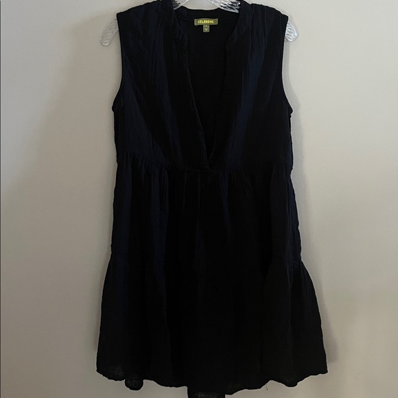 The Kallie Flowy Tunic Dress by Celandine: Sleeveless Edition size small - Picture 2 of 7